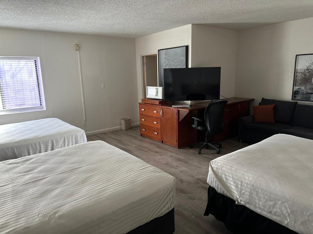 Travelodge By Wyndham パーカー エクステリア 写真