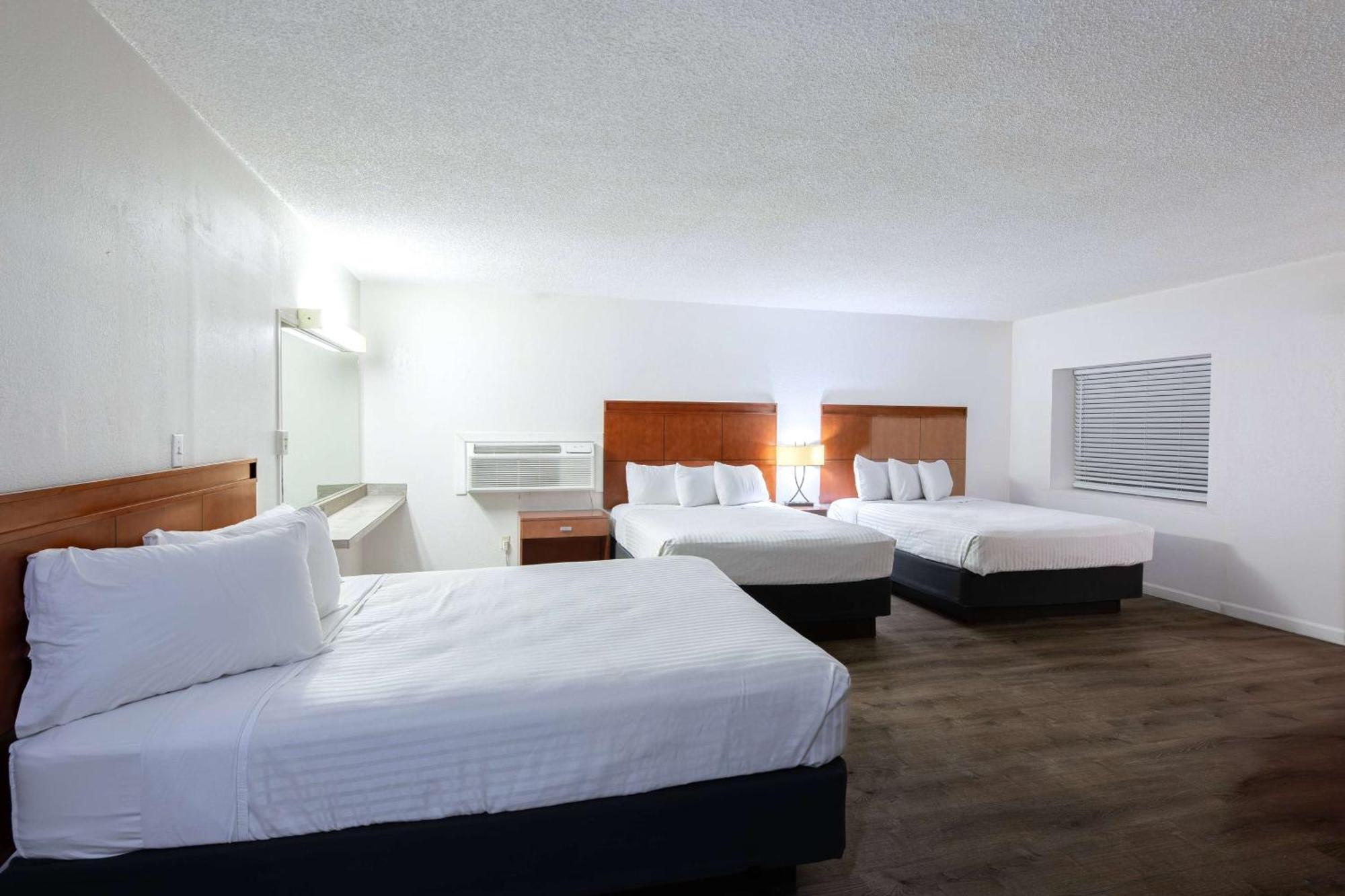 Travelodge By Wyndham パーカー エクステリア 写真